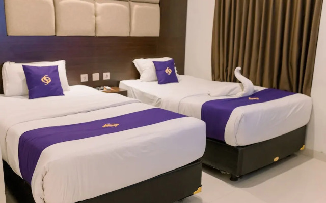 Grand Sahman Hotel