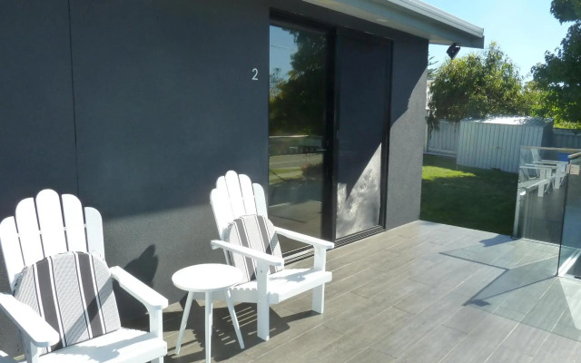 Bellevue on Bentley - Unit 2