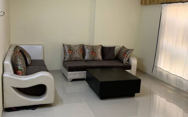 Comfortable & Relaxing Stay In Bandra East