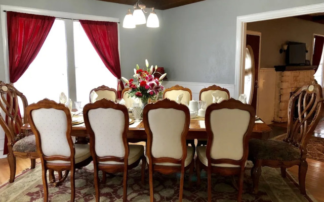 Holder House Rentals