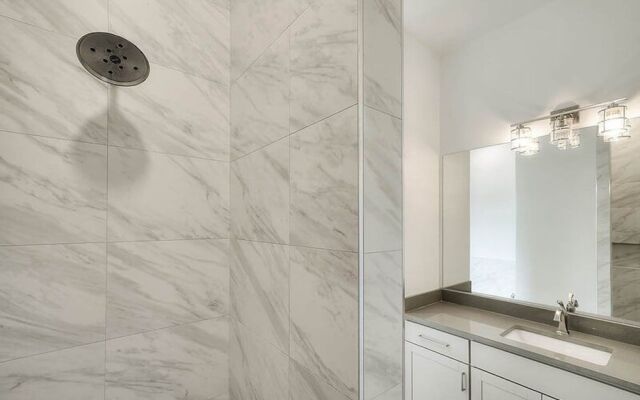 Neptune's Nest by Five Star Properties