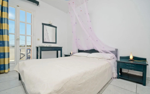 Ydreos Studios & Apartments