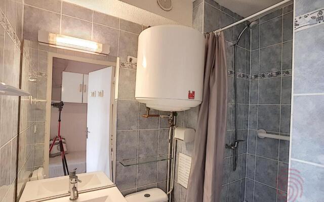 Appartement Lamalou-les-Bains, 1 pièce, 2 personnes - FR-1-451-62