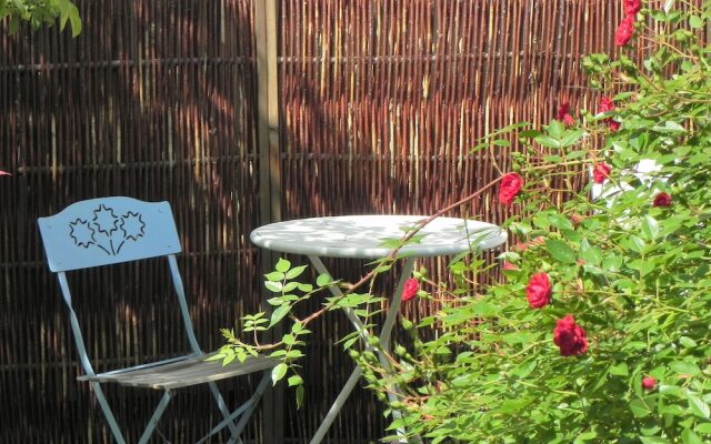 Inviting Apartment in Warnemünde near Golf Course