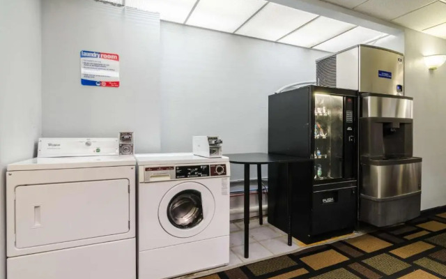 Best Western Crown Inn