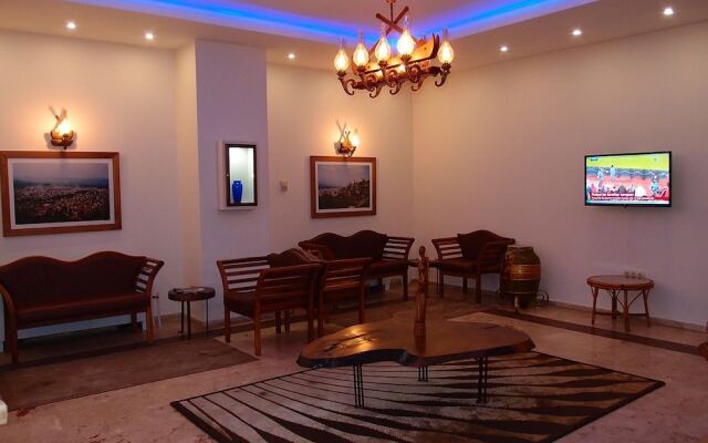 Otel Tirem