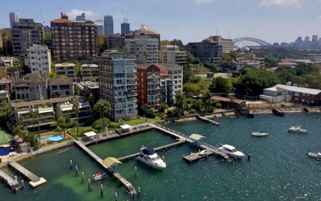 2 Bedroom Apartment with Bay View
