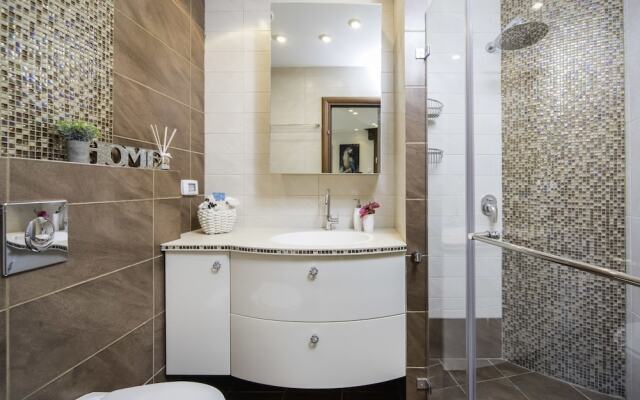 Sweet Inn Apartments- King David Crown