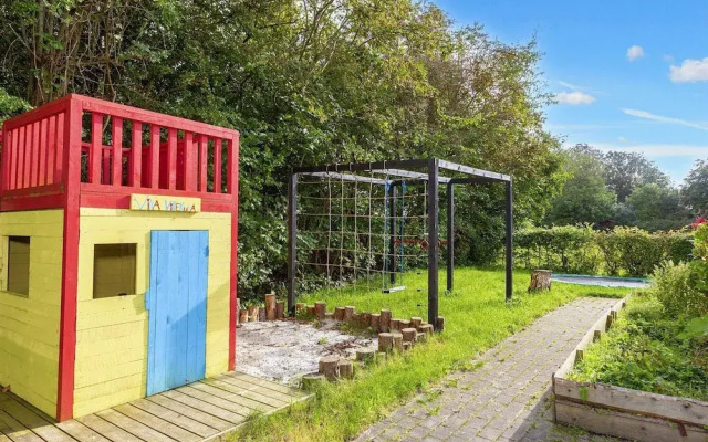 10 Person Holiday Home in Thyholm-by Traum