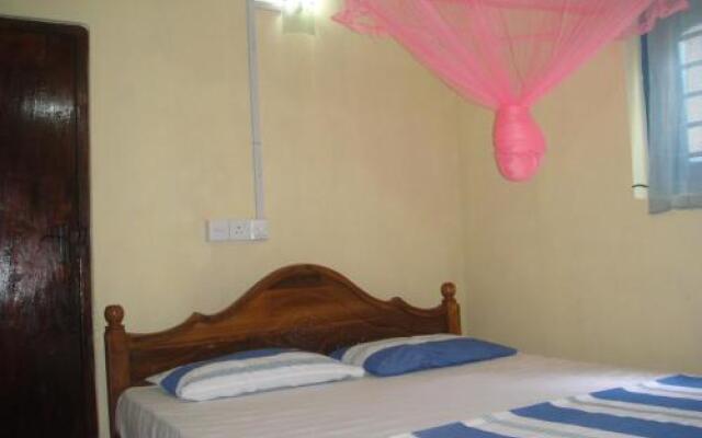 SunRay Rest - Beach View Homestay