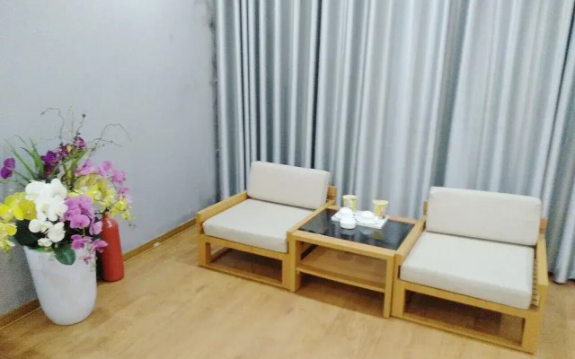 OYO 1157 Tram Anh Hotel