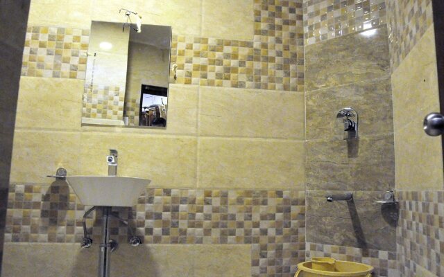OYO 3703 Hotel Payal