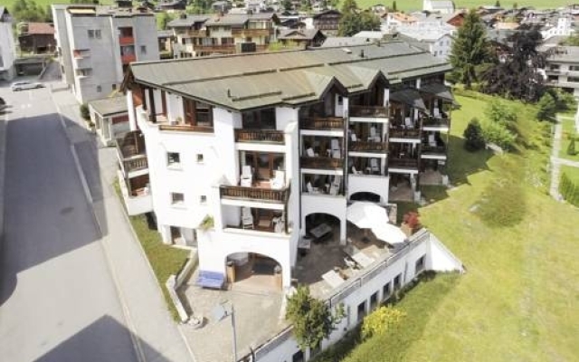 Arena Guesthouse
