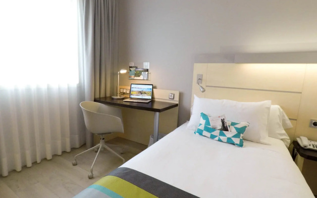 Holiday Inn Express Pamplona by IHG
