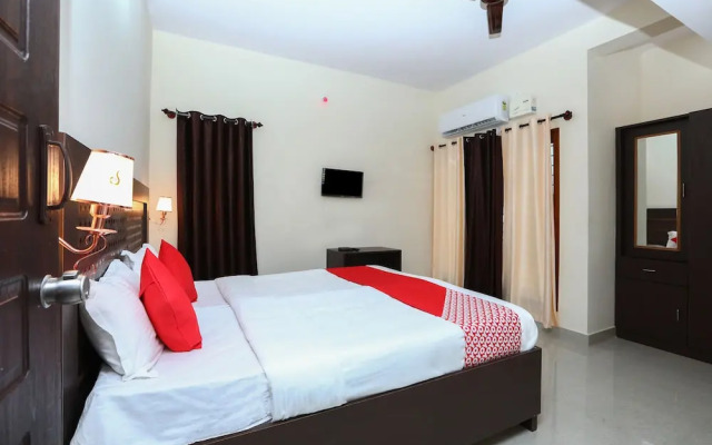 OYO 19479 Cjs Homes