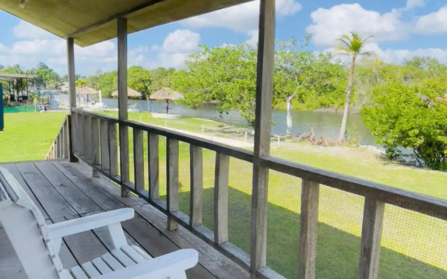 Lamanai Riverside Retreat