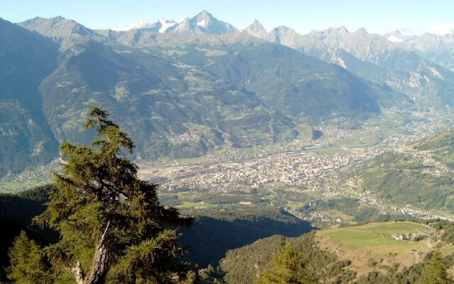 Apartment with 2 Bedrooms in Variney- Chez Roncoz, with Wonderful Mountain View And Balcony - 6 Km From the Slopes