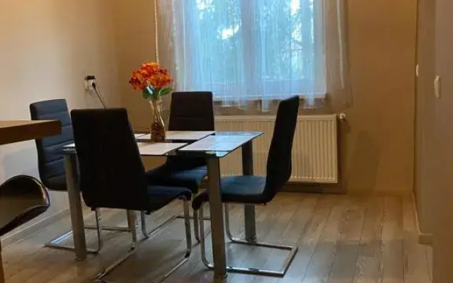 Platán Apartman