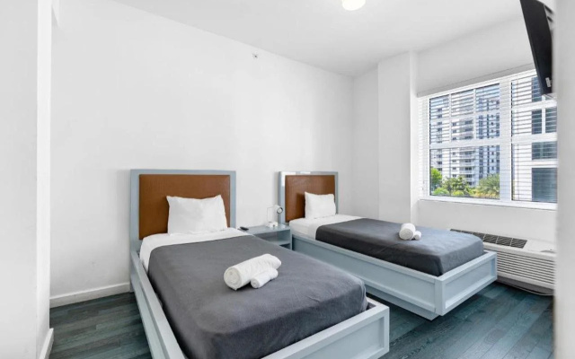 Global Luxury Suites at The Apex Miami