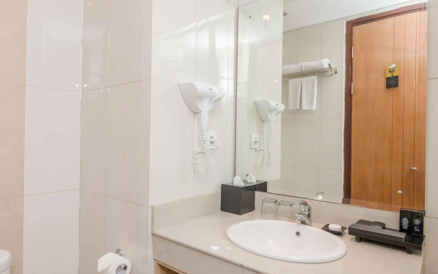 库塔赛缇阿布提禅室酒店(Zen Rooms Kuta Setiabudi)