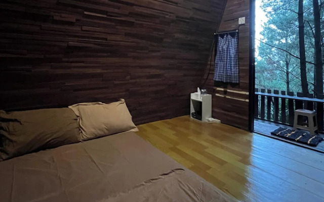 Alas Pacet by TwoSpaces Mojokerto