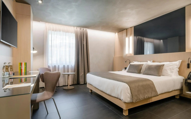 Hotel Metropolis