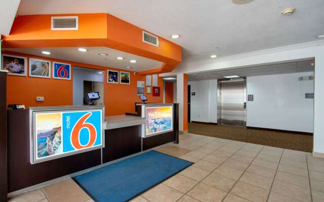Motel 6 El Paso, TX - Southeast