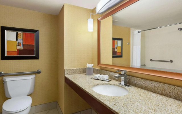 DoubleTree by Hilton Hotel Jackson