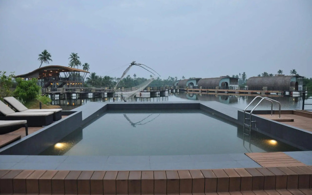 Aquatic Island by Poppys, Cochin