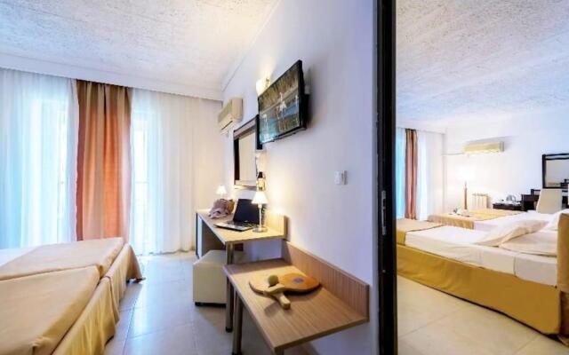 Niriides Hotel