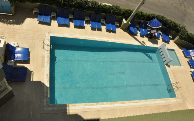 Almera Aparthotel