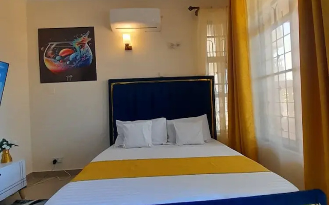 Lux Suites PK Ocean View Apartments