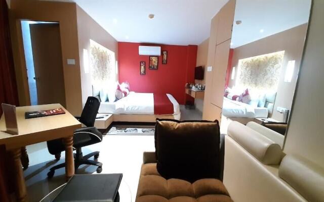 The Red Velvet Hotel