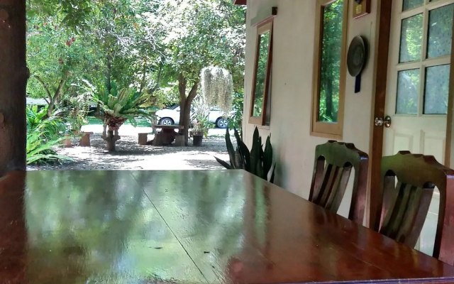 Rai Lung Tui Homestay