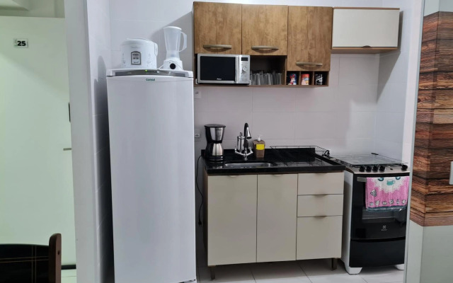 Apartamento na Praia Martim de Sá com linda vista