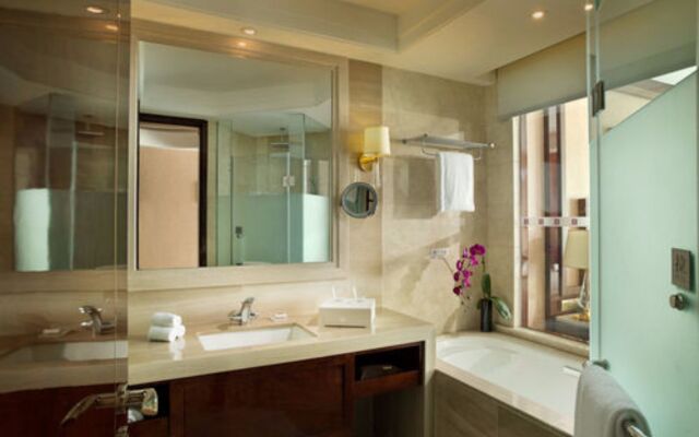 Slater International Hotel