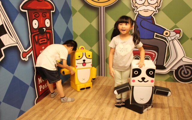 Monster Village Hotel