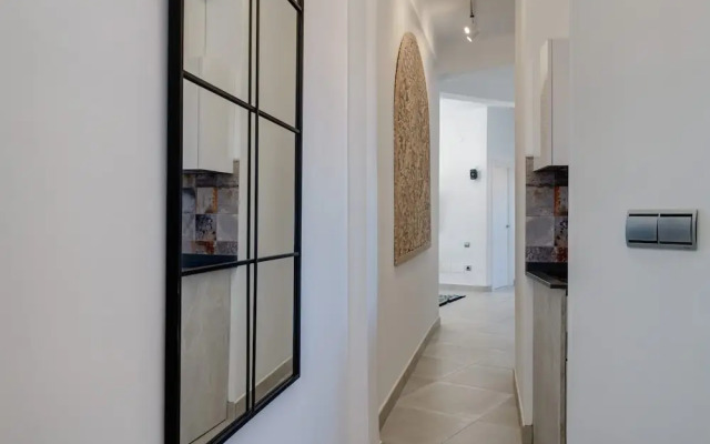 Luxury Apartments In Málaga by Seric