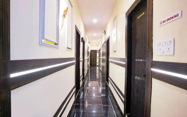 Fabhotel Skyline Suite