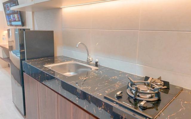 Minimalist And Warm Studio Apartment At B Residence