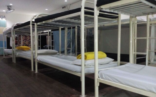 Dormitels.ph The Fort Annex - Hostel