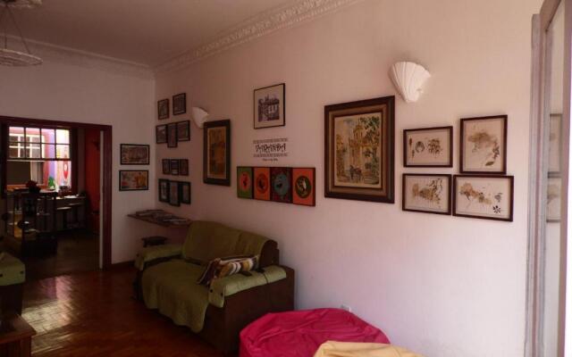 Varanda Hostel e Galeria de Arte