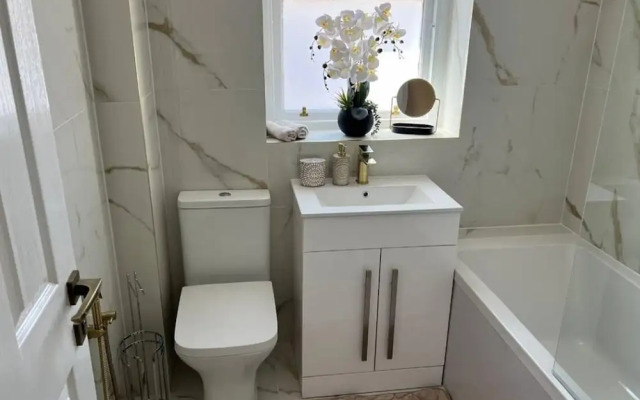 Glasgow Central Paradise - Spacious 3- Bed House