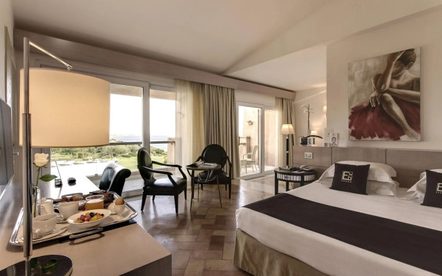 L'Ea Bianca Luxury Resort