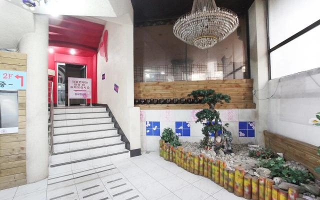 Gapyeong Namiseom Hotel