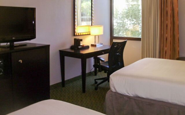 Ramada by Wyndham Shreveport Airport