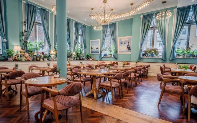 Limehouse Library Hotel