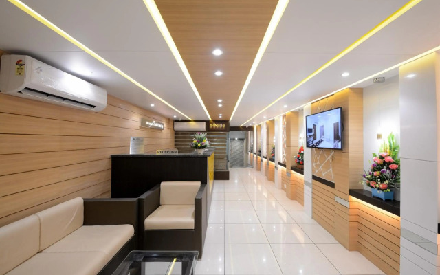 Hotel One up