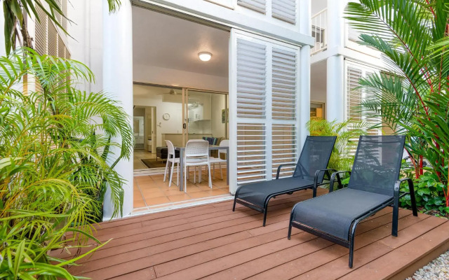 Port Douglas Apartments - Adults Only Oasis
