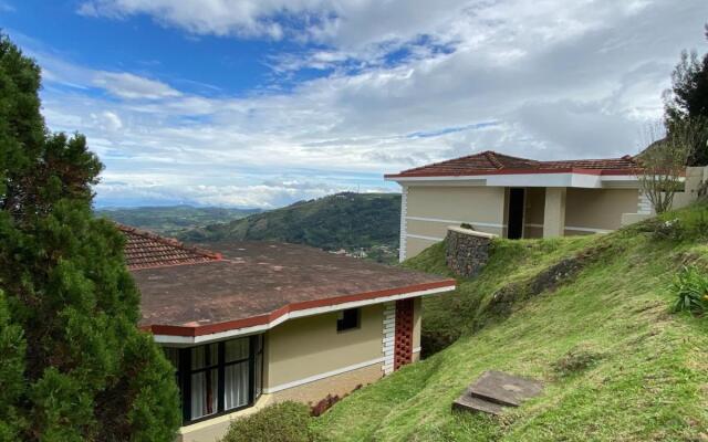 Mountain Retreat - A Hill Country Resort